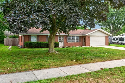 1553 Kipling Ct, St. Joseph, MI 49085