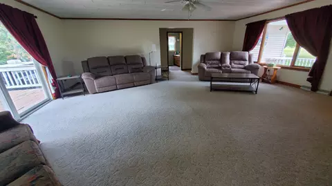 6986 E Meceola Rd, Evart, MI 49631