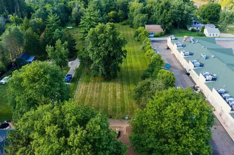 View/Area - 951 E Square Lk, Troy, MI 48085 photo 3 of 4