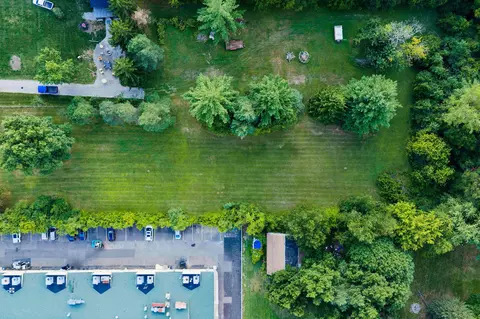 View/Area - 951 E Square Lk, Troy, MI 48085 photo 4 of 4