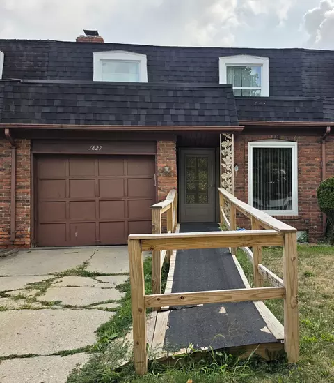 1827 Willowbrook Cir, Flint, MI 48507