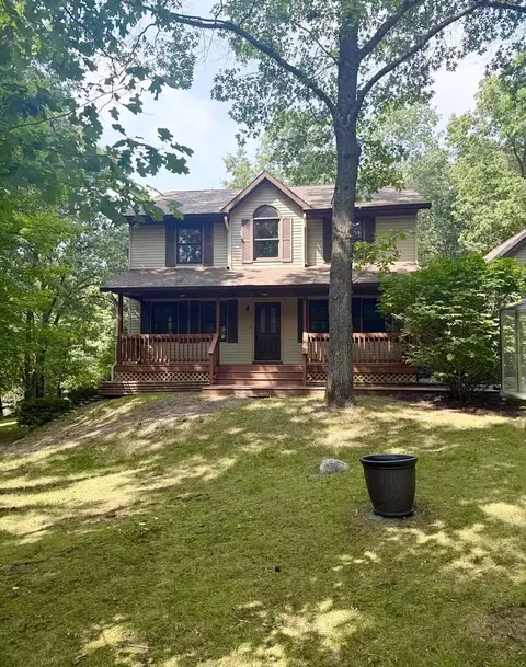 13323 Twin Creek Ln NE, Greenville, MI 48838