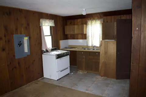 Kitchen - 4573 N Able Rd, Irons, MI 49644 photo 1 of 2