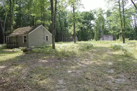 4573 N Able Rd, Irons, MI 49644