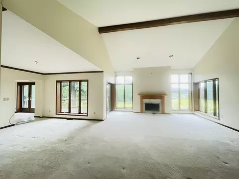 Living - 4635 S Jackson Rd, Jackson, MI 49201 photo 1 of 5
