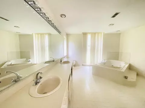 Bath - 4635 S Jackson Rd, Jackson, MI 49201 photo 1 of 3