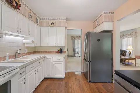 Kitchen - 10426 Douglas Ave, Plainwell, MI 49080 photo 2 of 2