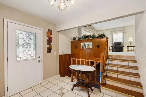 Entry Way - 10426 Douglas Ave, Plainwell, MI 49080 photo 2 of 2