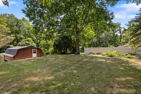 Exterior - 10426 Douglas Ave, Plainwell, MI 49080 photo 3 of 6