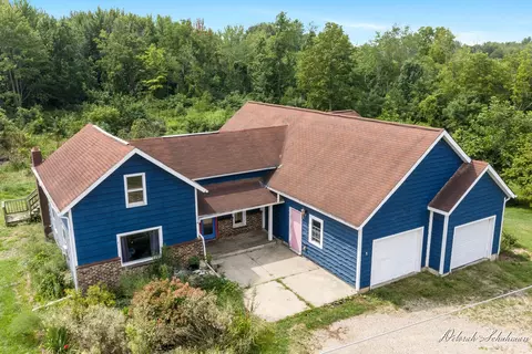 3486 102nd Ave, Gobles, MI 49055
