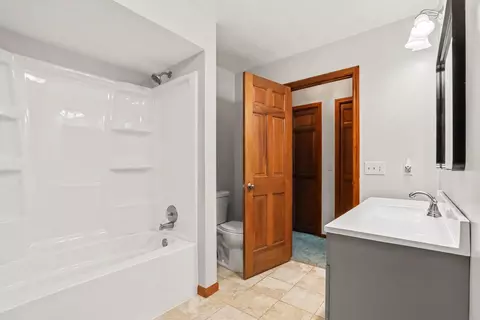 Bath - 604 Flower St, Three Rivers, MI 49093 photo 1 of 4