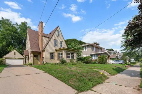 507 Elliott St SE, Grand Rapids, MI 49507