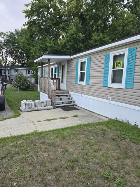 6405 Thornapple Lake Rd, Nashville, MI 49073