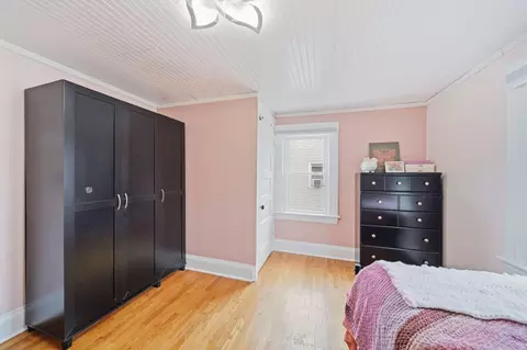 Bedroom - 227 N Bowen St, Jackson, MI 49202 photo 5 of 5
