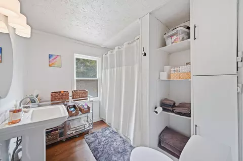 Bath - 227 N Bowen St, Jackson, MI 49202 photo 1 of 1