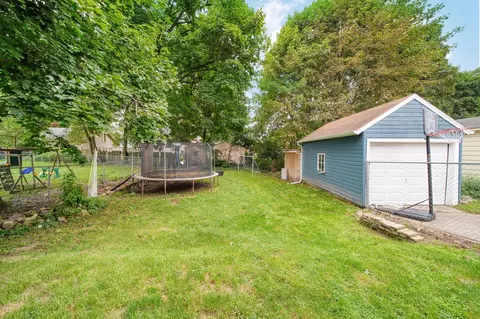 Exterior - 227 N Bowen St, Jackson, MI 49202 photo 8 of 9