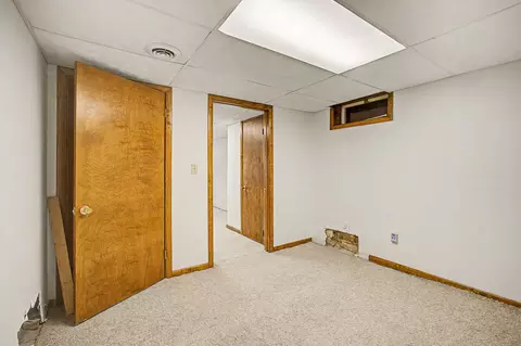 Bedroom - 2511 Reynolds Rd, Jackson, MI 49201 photo 7 of 8