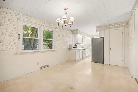 1940 Maple Grove Rd, Jackson, MI 49201 photo 12