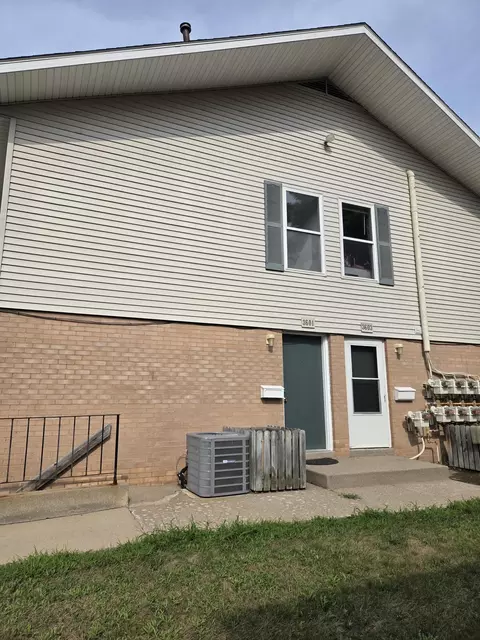3601 Kenbrooke Ct, Kalamazoo, MI 49006