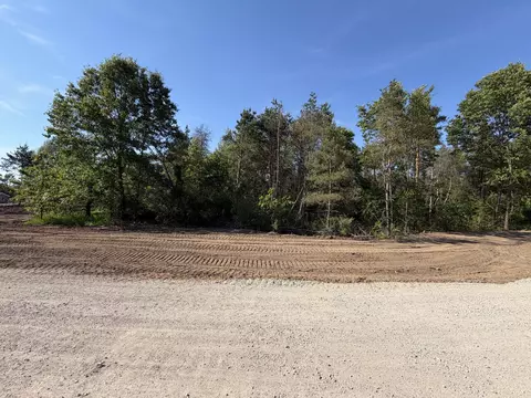9 Gady Pines Dr, Adrian, MI 49221 photo 9