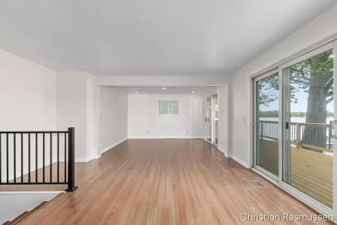 Living - 1025 Adams St NW, Stanton, MI 48888 photo 2 of 8