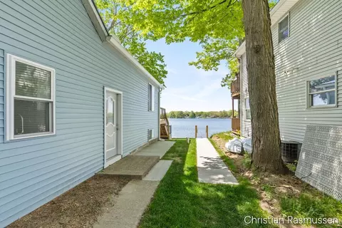 Exterior - 1025 Adams St NW, Stanton, MI 48888 photo 8 of 9