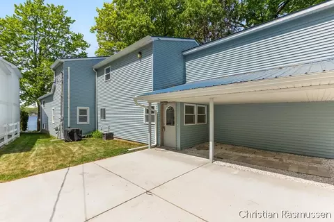 Exterior - 1025 Adams St NW, Stanton, MI 48888 photo 4 of 9