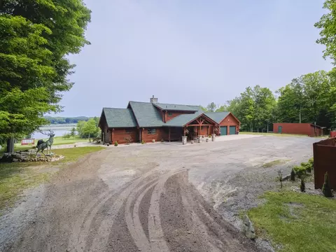 Exterior - 302 E Kott Rd, Manistee, MI 49660 photo 9 of 26