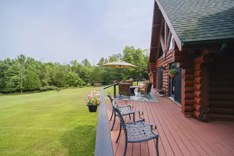 Exterior - 302 E Kott Rd, Manistee, MI 49660 photo 4 of 26