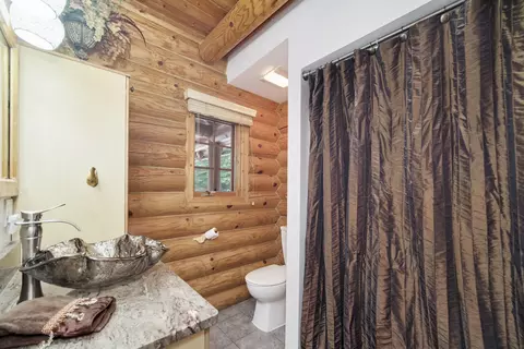 Bath - 302 E Kott Rd, Manistee, MI 49660 photo 6 of 10