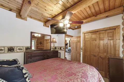 Bedroom - 302 E Kott Rd, Manistee, MI 49660 photo 5 of 8