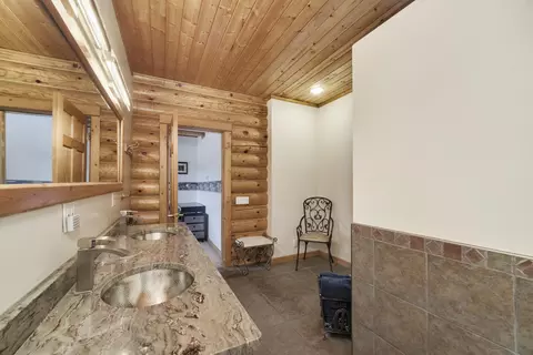 Bath - 302 E Kott Rd, Manistee, MI 49660 photo 3 of 10