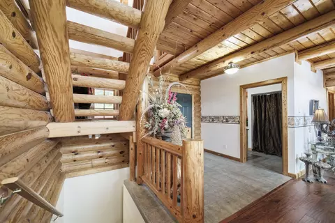 Entry Way - 302 E Kott Rd, Manistee, MI 49660 photo 3 of 7