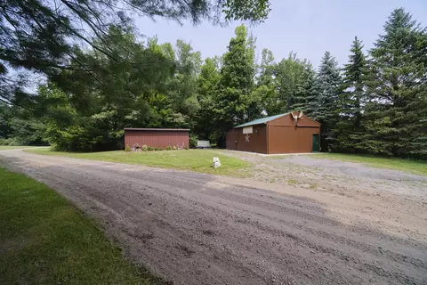 Exterior - 302 E Kott Rd, Manistee, MI 49660 photo 15 of 26