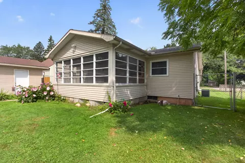 Exterior - 3029 Key St, Jackson, MI 49202 photo 11 of 12