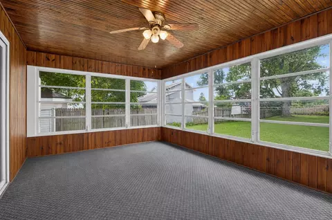Exterior - 3029 Key St, Jackson, MI 49202 photo 3 of 12