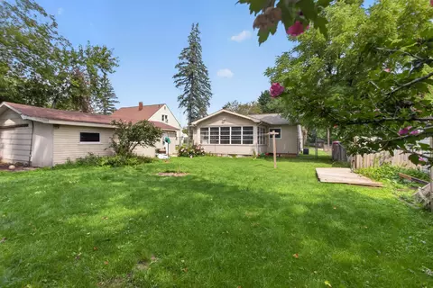 Exterior - 3029 Key St, Jackson, MI 49202 photo 2 of 12