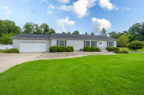 2199 Broadway, Benton Harbor, MI 49022