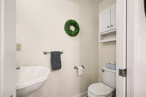 Bath - 3138 Mccain Rd, Jackson, MI 49203 photo 2 of 3