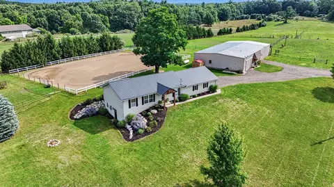 10320 Lincoln Lake Ave NE, Greenville, MI 48838