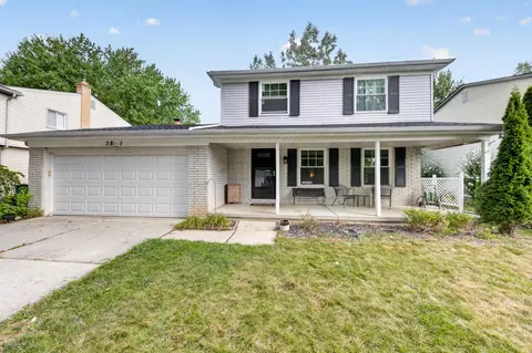 7881 Raintree Dr, Ypsilanti, MI 48197