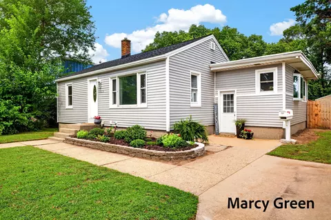 1519 Grant Ave, Grand Haven, MI 49417