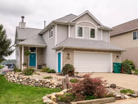 1821 Lakeview Dr, Portage, MI 49002