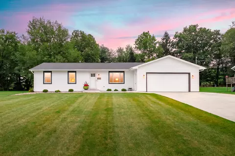 3537 Thornhill Ave, Kalamazoo, MI 49004