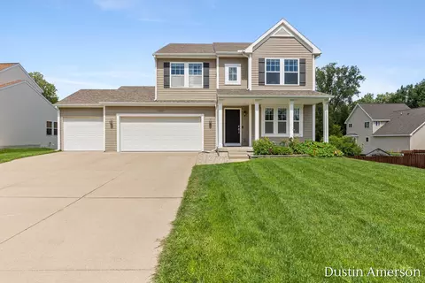3269 Mesa Verde Ct SE, Kentwood, MI 49512