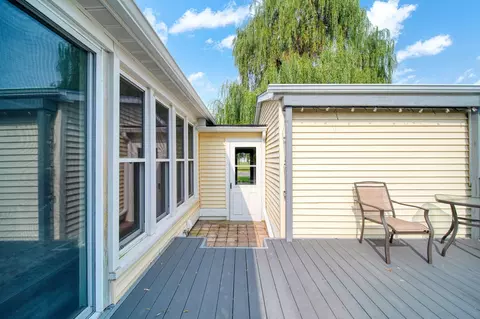 Exterior - 1100 E North St, Jackson, MI 49202 photo 9 of 20