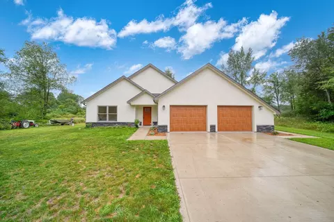 4535 State Rd, Hillsdale, MI 49242