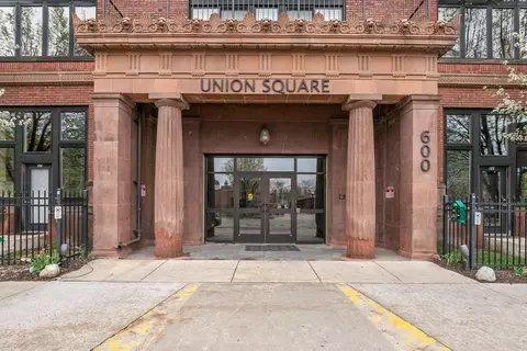 600 Broadway Ave NW #602, Grand Rapids, MI 49504