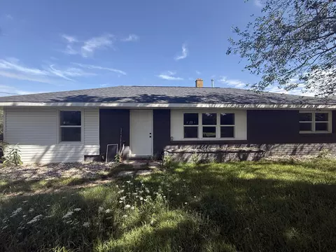5975 Baseline Rd, Grand Junction, MI 49056