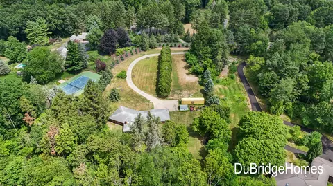 View/Area - 311 Honey Creek Ave SE, Ada, MI 49301 photo 7 of 9